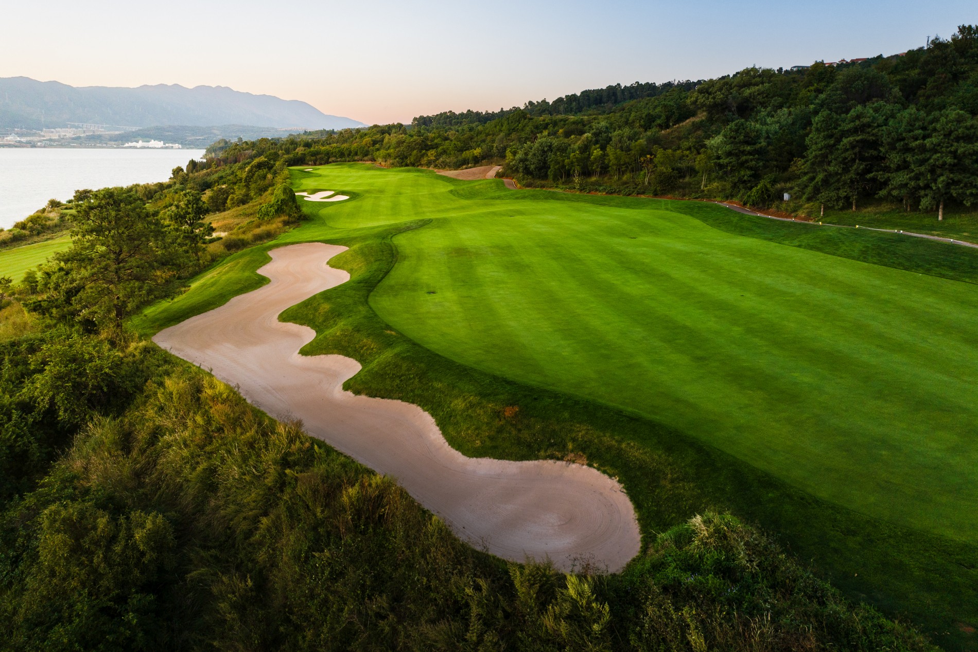 Spring City Golf & Lake Resort - Seeplatz (