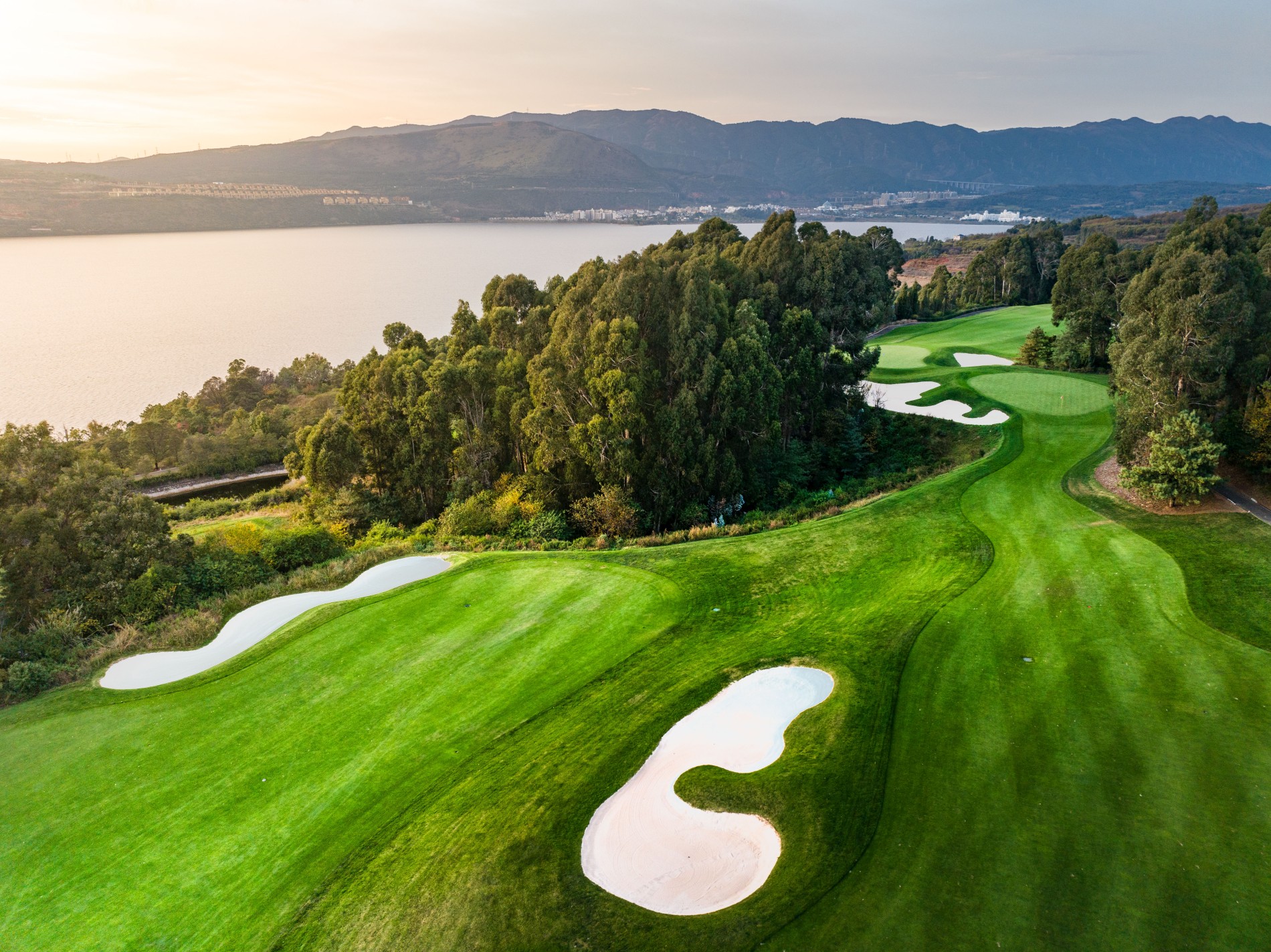 Spring City Golf & Lake Resort - Seeplatz (