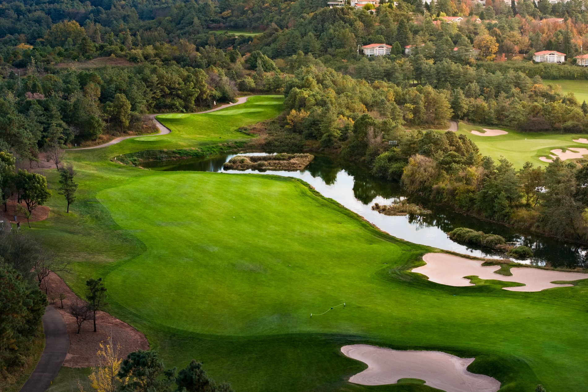 Spring City Golf & Lake Resort - Bergplatz (