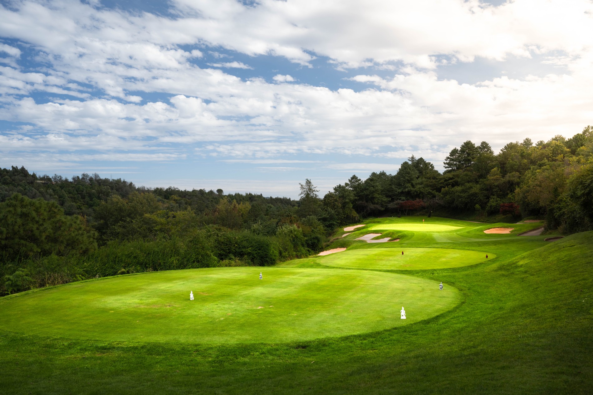 Spring City Golf & Lake Resort - Bergplatz (