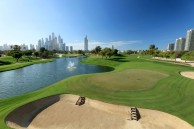 Emirates Golf Club, Majlis Platz