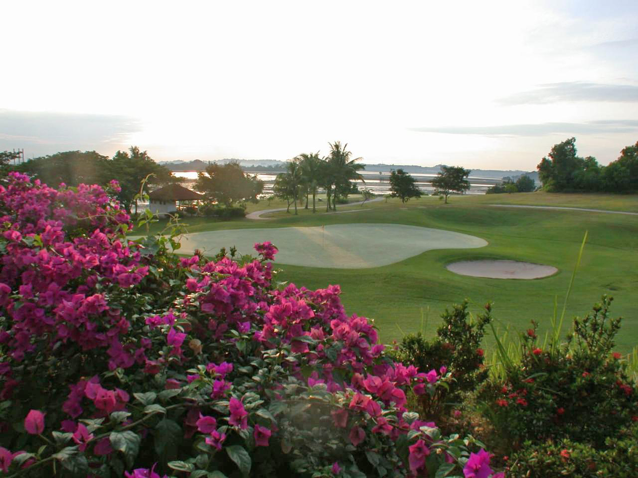 Indah Puri Golf Resort (