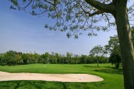 Krung Kavee Golfplatz & Country Club Anwesen