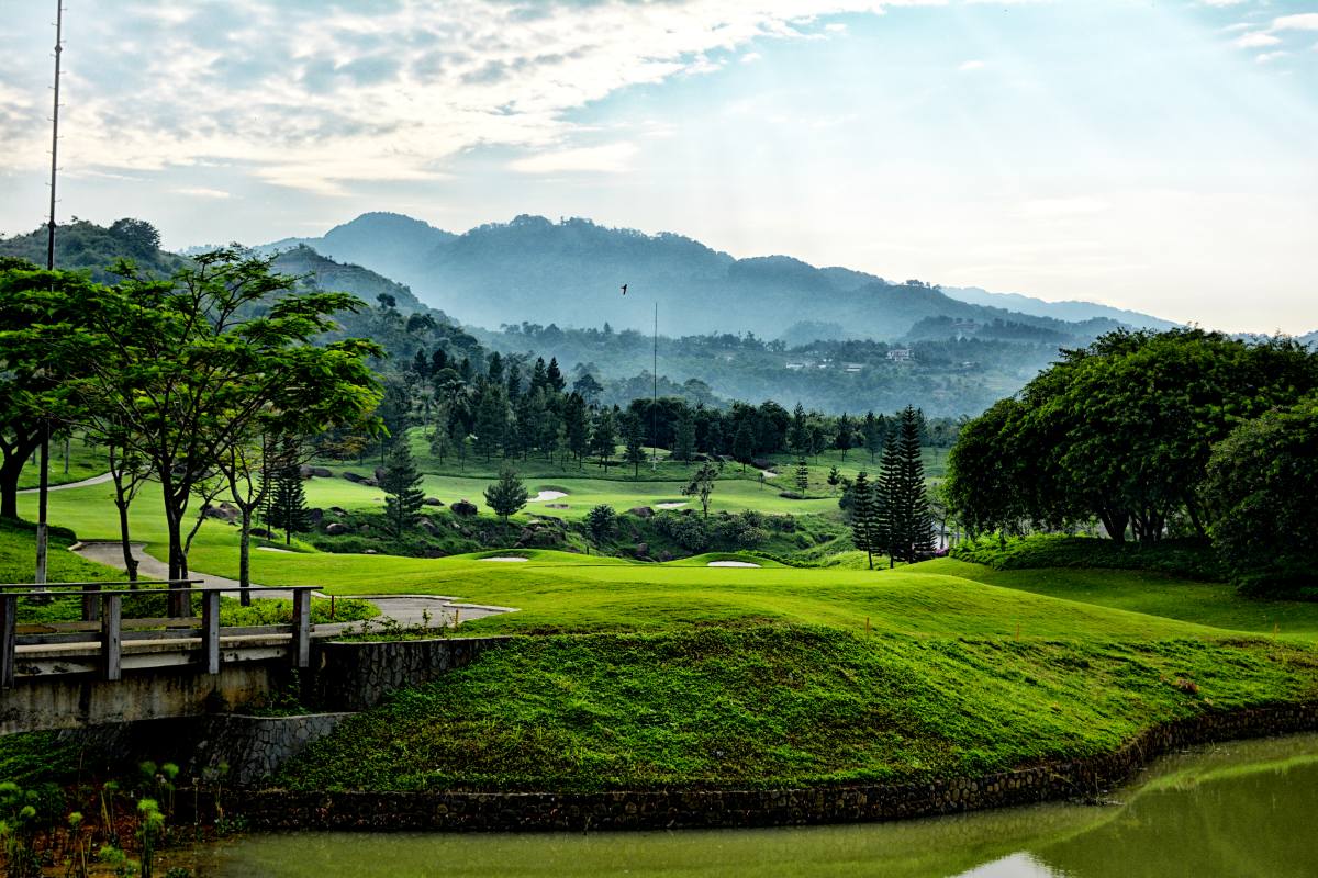 Rainbow Hills Golf Club (