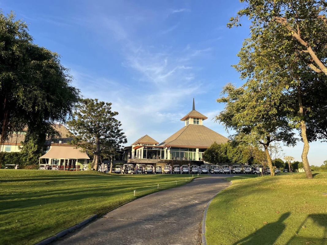 Der RG City Golf Club - Dream Arena (