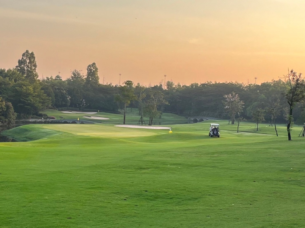 Der RG City Golf Club - Dream Arena (