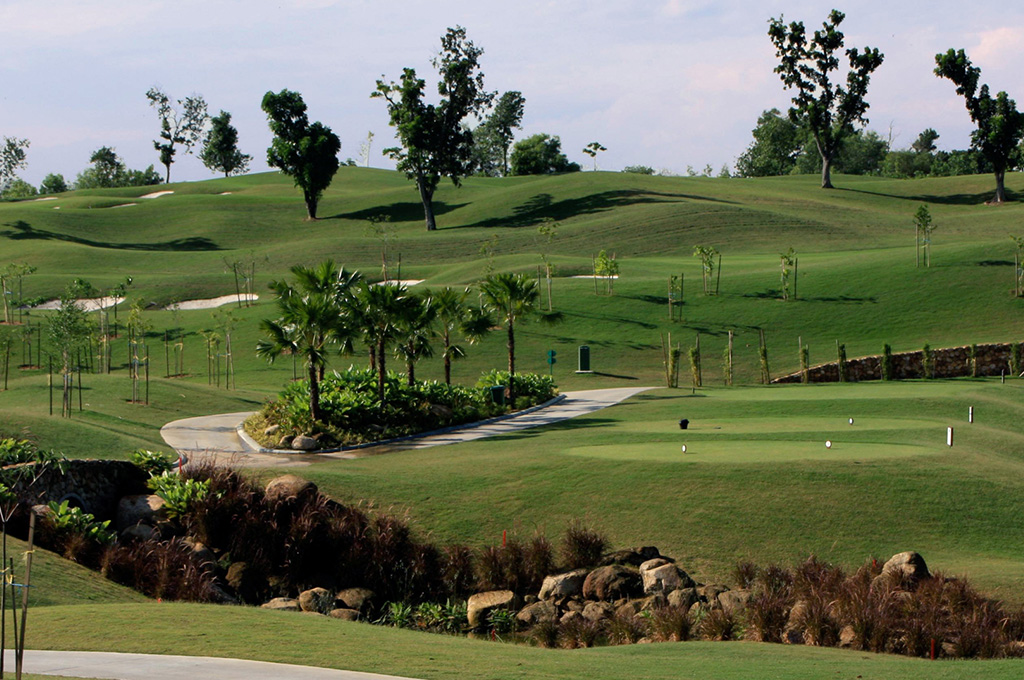 Saujana Golf & Country Club, Bunga Raya Platz (