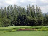 Sir James Country Club