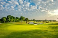 Tanah Merah Country Club, Tampines Platz