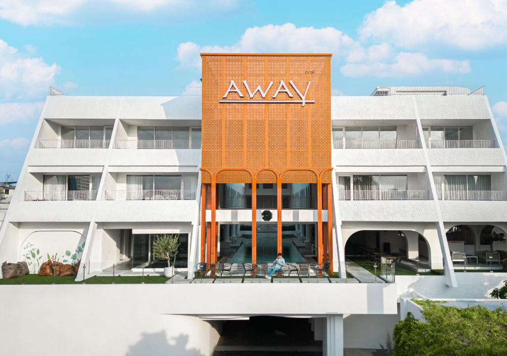 Auswärts Bangkok Riverside Kene