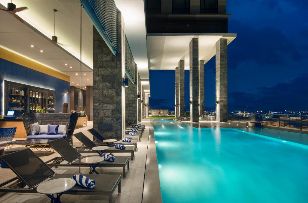 Brighton Grand Hotel & Convention Pattaya