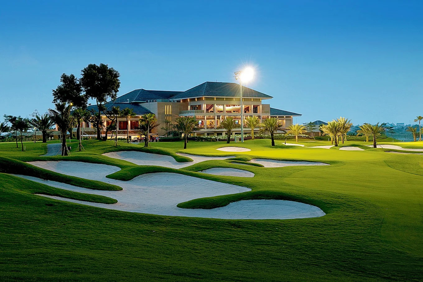 Java Elite Golf Journey - 7 Tage durch Jakarta und Bogor's feinste Fairways