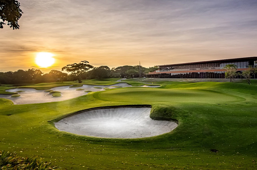 Tanah Merah Country Club, Tampines Platz