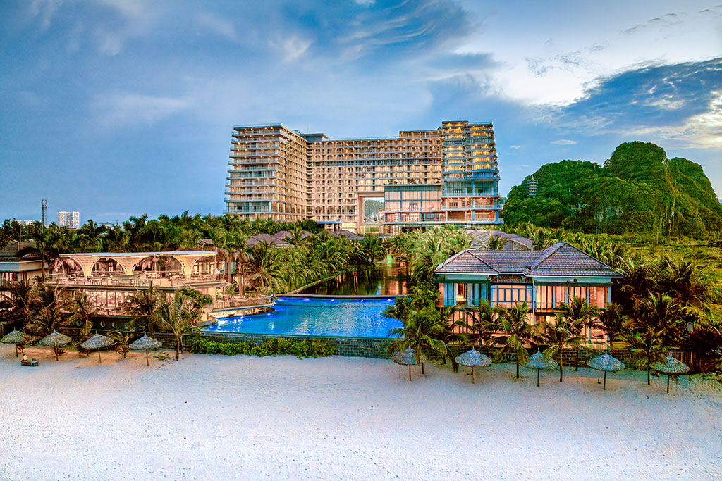 KOI Resort & Residence Da Nang