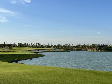 Chhun On Golf Resort (Seenplatz)