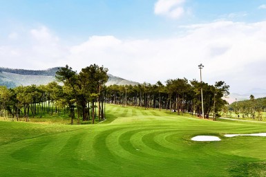 Silk Path Dong Trieu Golf und Country Club