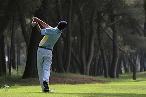 Putten auf Thailands Golfplätzen