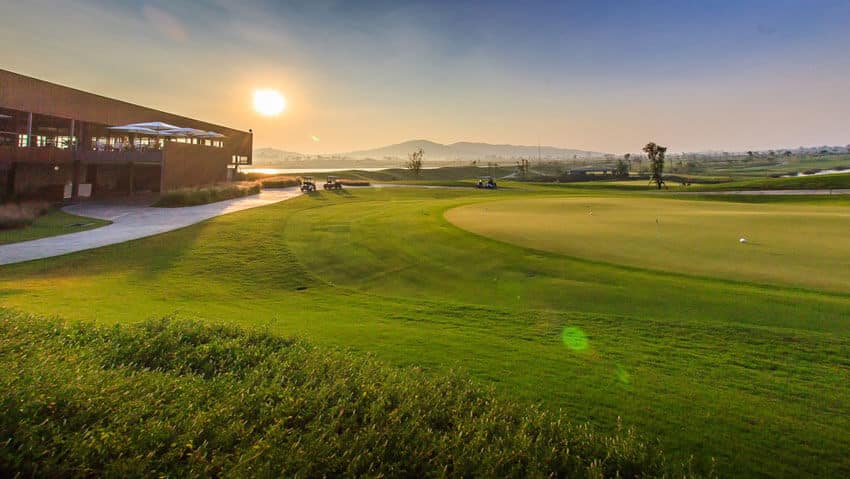 8. Siam Country Club Wasserseite