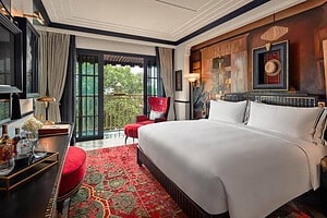 Capella Hanoi-Bettzimmer