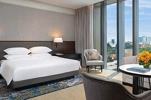 Hyatt Regency Phnom Penh – Zimmer mit Kingsize-Bett