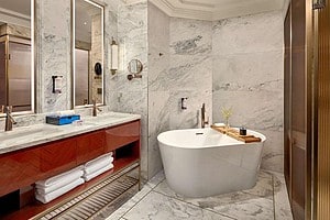 Movenpick Hanoi Badezimmer