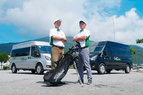 Golfasischer Lieferwagen