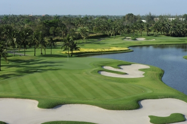 Thai Country Club Loch 2