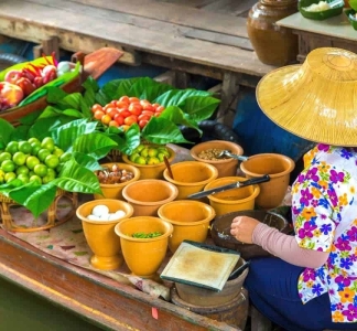 patayatour-schwimmende-markt